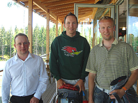 Viipurin Golfin kärkikolmikko: Mika Myllys (vas.), Mika Brunou ja Marko Helen.