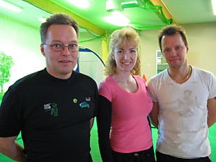 Aki, Eija ja Mika Kuivaniemi uskovat golfaajien löytävän myös muut Kuntokeitaan palvelut.