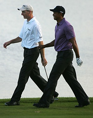 Jim Furyk on yksi Tigerin parhaista ystävistä PGA Tourilla &copy Getty Images