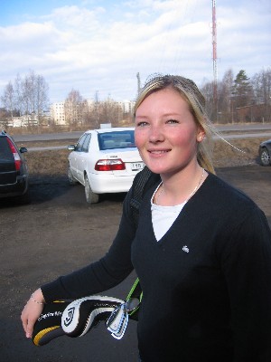 Stenna Westerlund johtaa Aurassa.