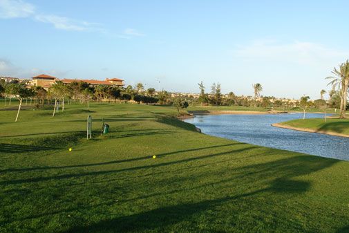 Fuerteventura Golf ja Elba Carlota -hotelli tarjoavat hyvän hinta-laatu suhteen sellaisille, jotka haluavat pelata paljon.