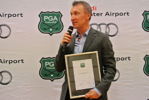 Timo Rauhala painotti puheessaan ajan olevan golfissa sopiva valmentajakeskeiseen lähestymistapaan urheilijoiden valmennuksessa.