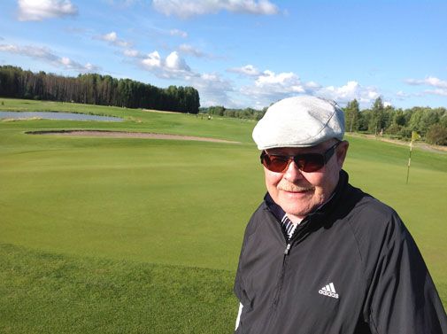 Suomen PGA:n vanhin jäsen toivottaa 60-vuoden ikään ehtineet stadilaiset mukaan kilpailuunsa.